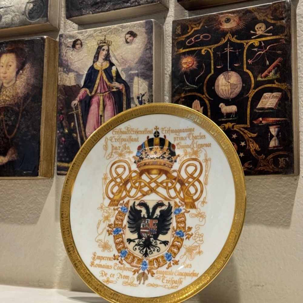 Charles Field Haviland‎ Coat Of Arms- The Empire Of Austria Double Gilded Plate